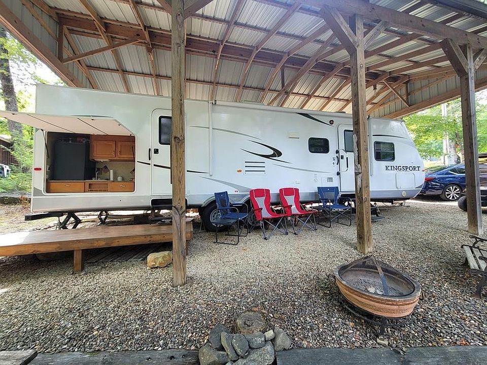 1st image of 724 Columbine Way #51