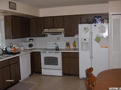 2nd image of 27955 Edgepark Dr