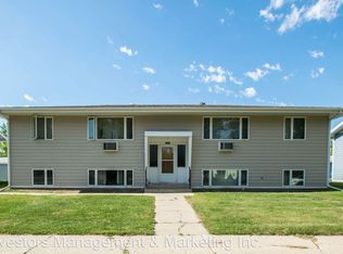 2017 5th St NW APT 1, Minot, ND 58703