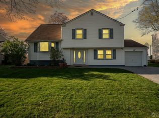 12 Meyer Rd, Edison, NJ 08817