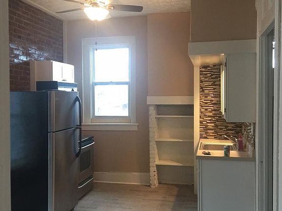 Kitchen- Eat in Kitchen
