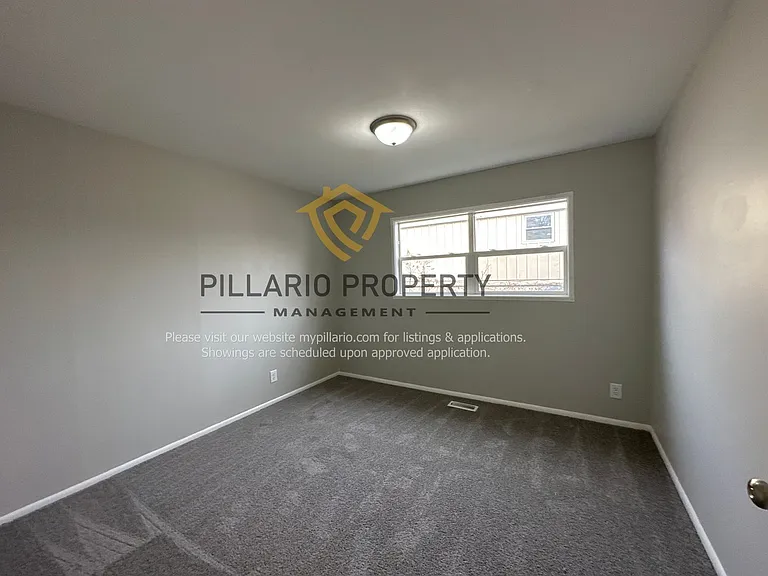 8523 E 42nd St — Photo 12
