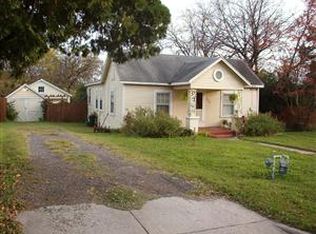 2524 Oakwood Ter, Fort Worth, TX 76117