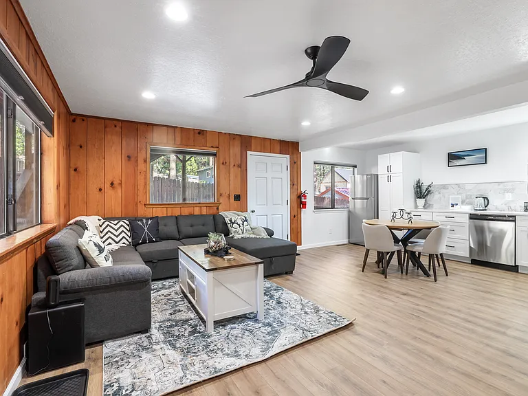 8746 Steelhead Ave #B — Photo 5