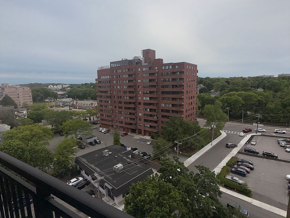 1st image of 1025 Hancock St Unit 12D