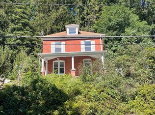 1204 Friedensburg Rd, Reading, PA 19606