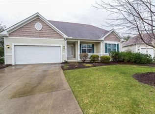 9065 W Windsor Dr, Olmsted Falls, OH 44138