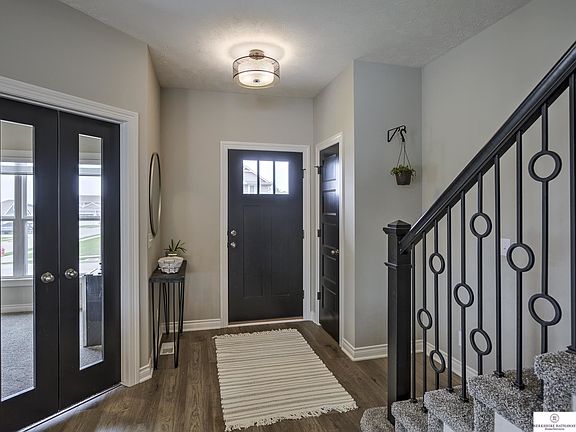 3rd image of 219 Tomahawk Cir