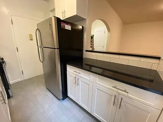 4th image of 320 Sterling St APT 2CE