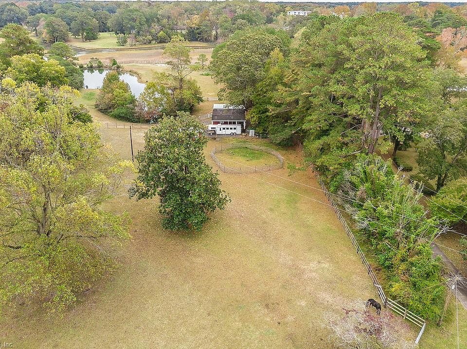 1st image of 6000B Knotts Creek Ln