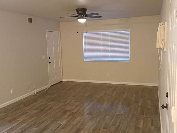 4th image of 1216 Hanna Ave #A