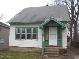 761 Olympia St SW, Grand Rapids, MI 49503