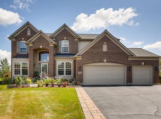 4026 Sutton Ct, Carpentersville, IL 60110