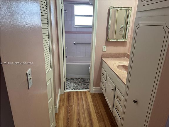 4th image of 3774 Inverrary Blvd APT 106P