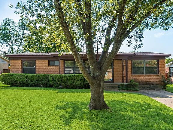 2nd image of 10822 Cotillion Dr