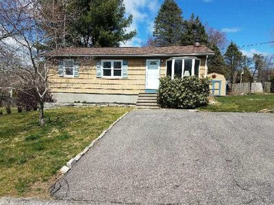 25 Yellowbirch Rd, Narragansett, RI, 02882