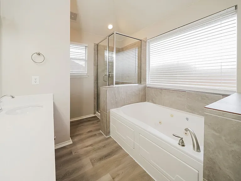 1705 Green Terrace Dr — Photo 13