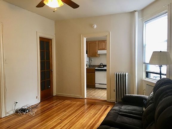 5th image of 3113 34th St APT 2B