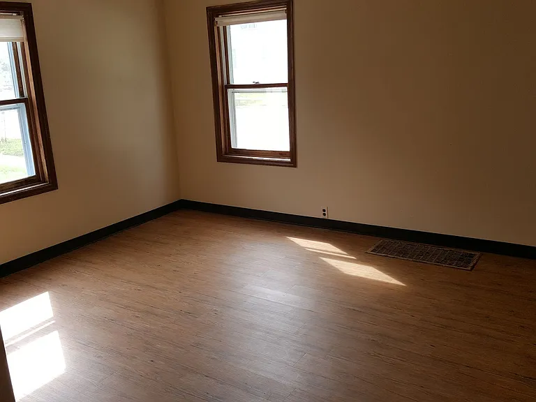 430 N Ashland Ave — Photo 2