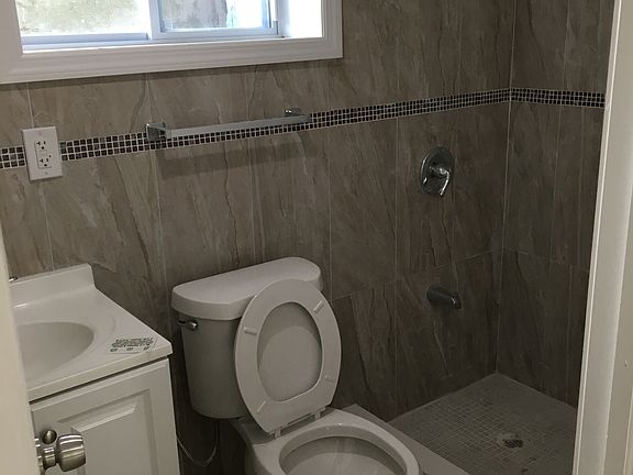 5th image of 193 And Williamson Ave #1
