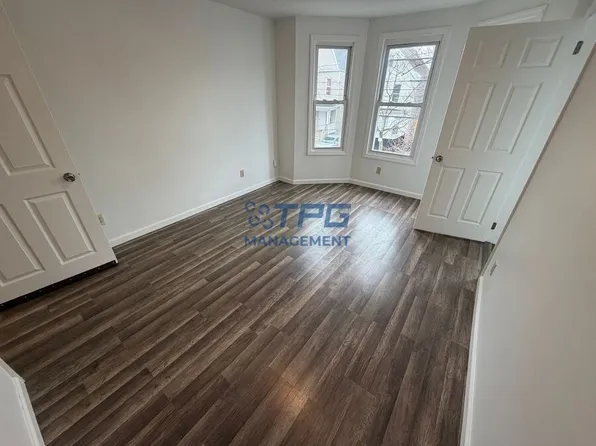 792 S 15th St Floor 2, Newark, NJ 07108