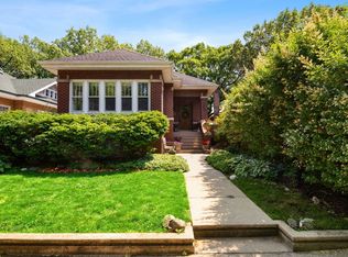 1122 Brummel St, Evanston, IL 60202