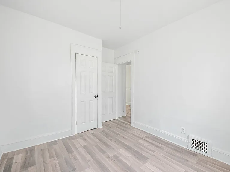 8511 Jeffries Ave #B — Photo 6