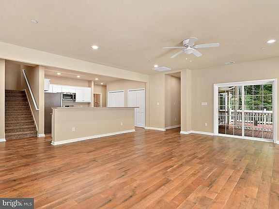 4th image of 12531 Whispering Woods Dr