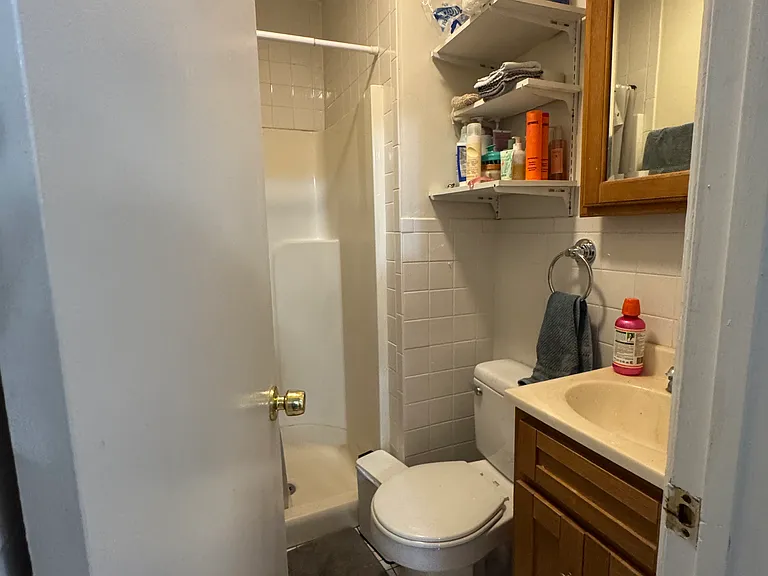 21 Park Vale Ave #11T — Photo 9