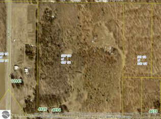 4926 W County Line Rd, Buckley, MI 49620