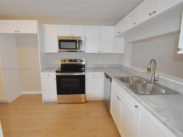 10360 NW 30th Ct APT 405, Fort Lauderdale, FL 33322