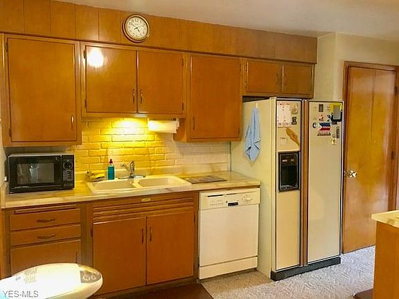 4th image of 719 Evergreen Dr