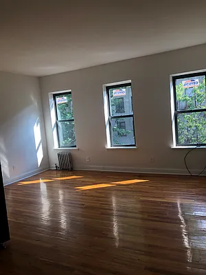 Rented by Lucien Perry | media 1