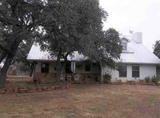 11047 W Rr 152, Llano, TX 78643