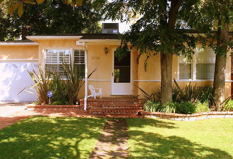 1st image of 5228 Sylmar Ave