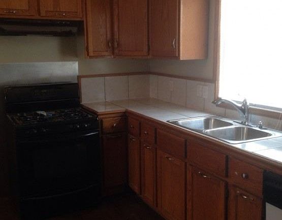 4th image of 1533 S Alabama St