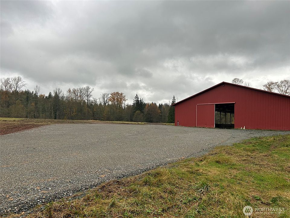 1st image of 28915 3rd Avenue NE