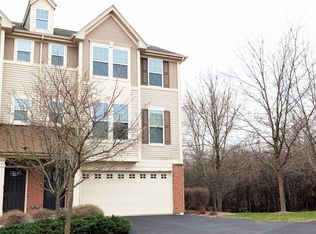 3457 Bradbury Cir, Aurora, IL 60504