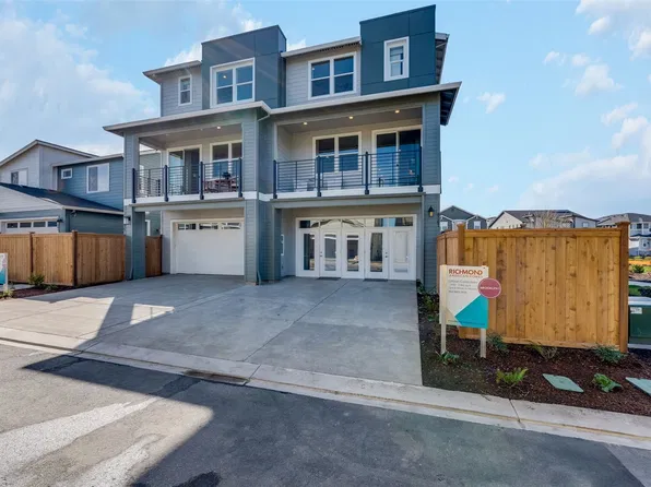 32447 Big Leaf Lane #16, Black Diamond, WA 98010