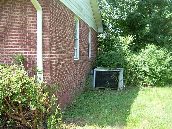3rd image of 510 Auburn Ave