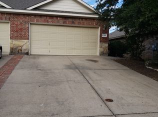 1304 Piedmont Dr, Mansfield, TX 76063