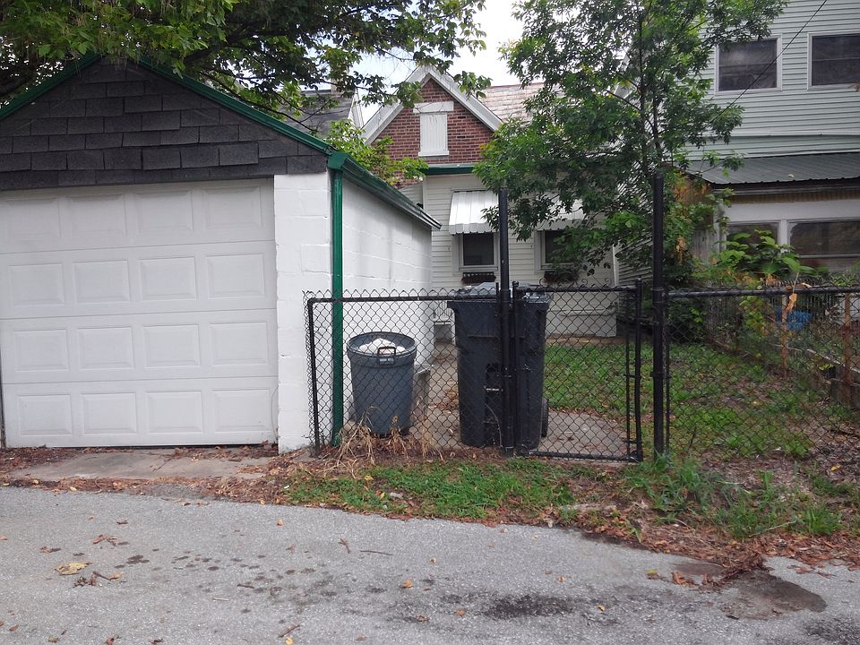 1st image of 1537 Saint Clair St