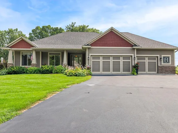 1749 Charleston Ln, Waconia, MN 55387