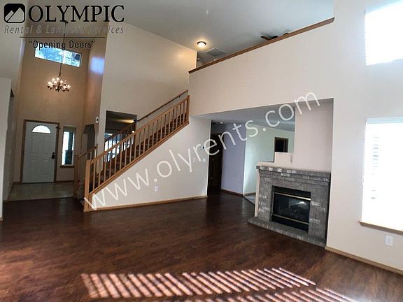 4th image of 3717 Antsen St SW