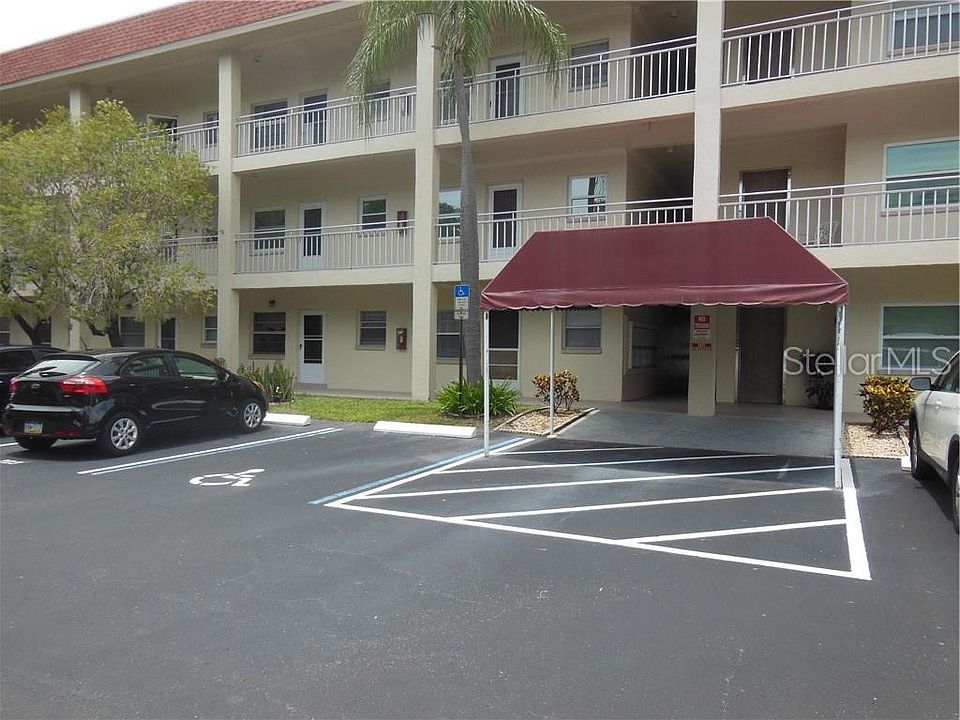1st image of 4000 3rd St N APT 305