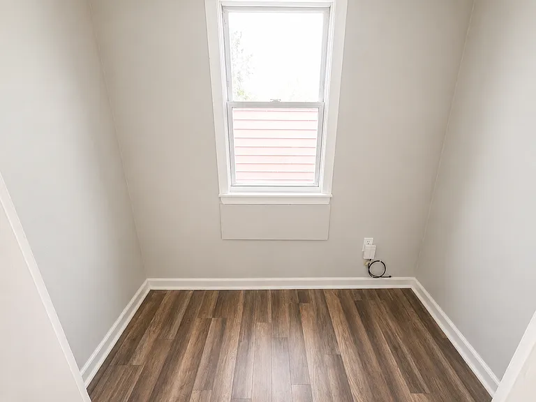 183 Summer Ave #1A — Photo 4
