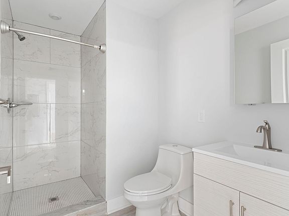 5th image of 3935 Lancaster Ave Floor 2