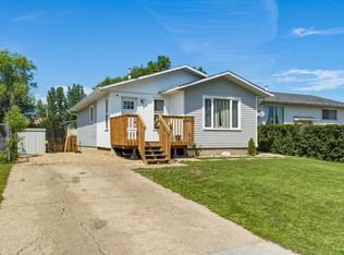 9410 E 80th Ave S, Grande Prairie, AB T8V 5J4