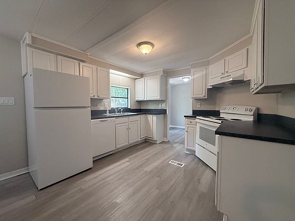 5th image of 1590 W Ravine Ln