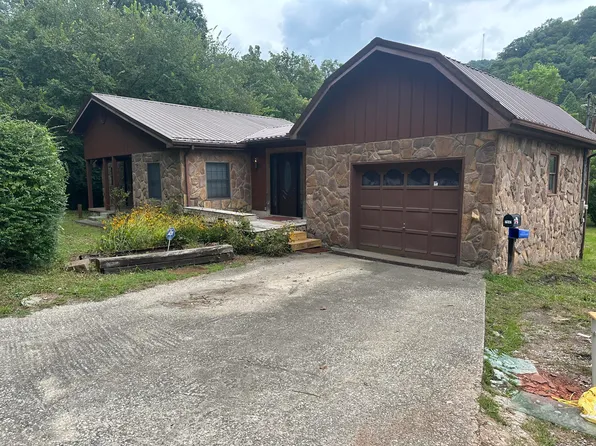 7947 State Route 122, Minnie, KY 41651